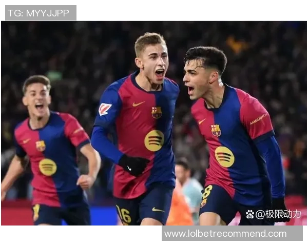 西甲激战曼联大胜巴萨点球争议引发全场热议