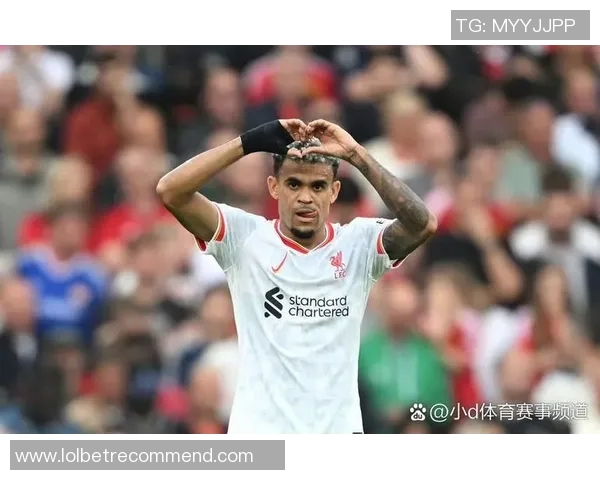 英超经典大战：利物浦狂胜曼联五球乌龙球成全场焦点