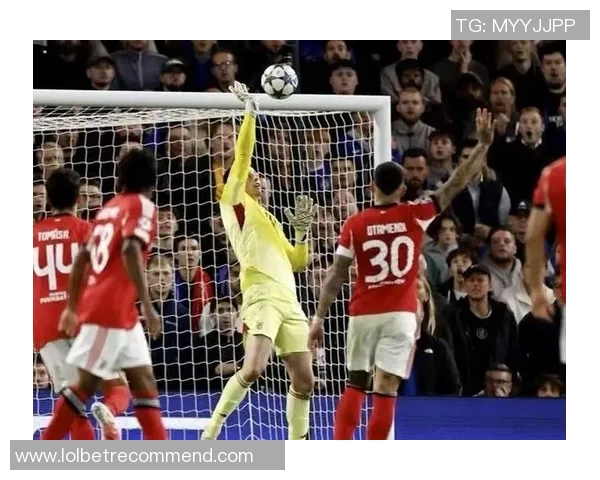 德甲精彩对决:里昂与本菲卡激战成平局补时进球引发全场狂欢 德甲精彩对决:里昂与本菲卡激战成平局补时进球引发全场狂欢