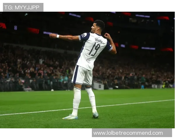 西甲赛场惊现冷门尤文图斯小胜热刺引发全场震动