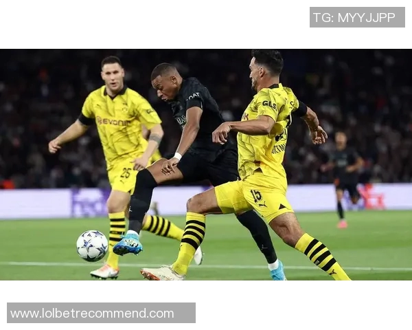 欧冠激战：AC米兰凭乌龙球小胜皇马战术解析与精彩瞬间回顾