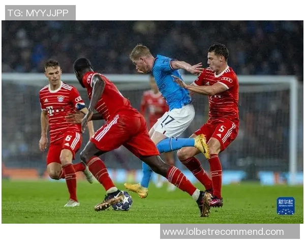 友谊赛曼城与拜仁零平争议判罚引发全场热议与惊喜瞬间