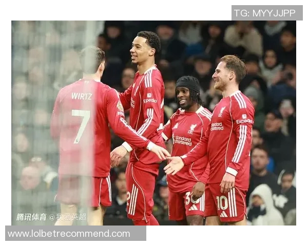 国王杯激战热刺与利物浦平局红牌争议引发全场热议与激情