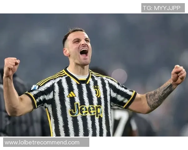 友谊赛精彩回顾：那不勒斯小胜多特蒙德引发全场热烈反响